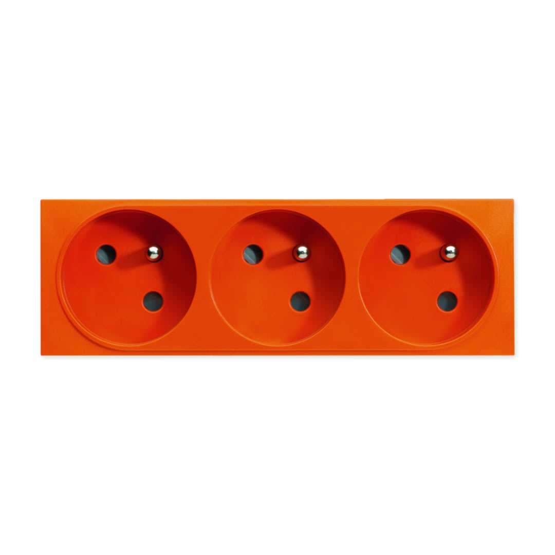 Iboco - Prise TerCia 2 pôles + terre triple spécial goulotte orange