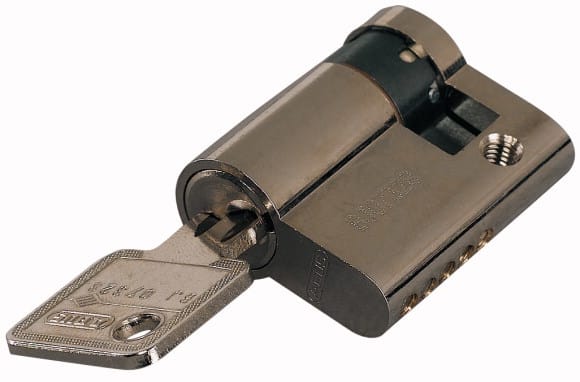 Eaton Industries France SAS - Demi-cylindre profilé fermeture avec clé identique
