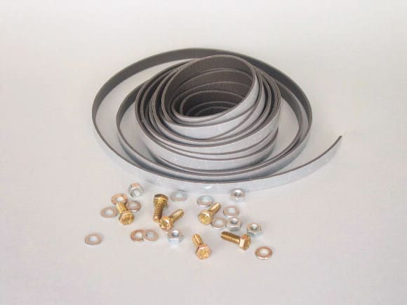 Eaton Industries France SAS - Jeu de pièces d'assemblage pour colonnes, IP31