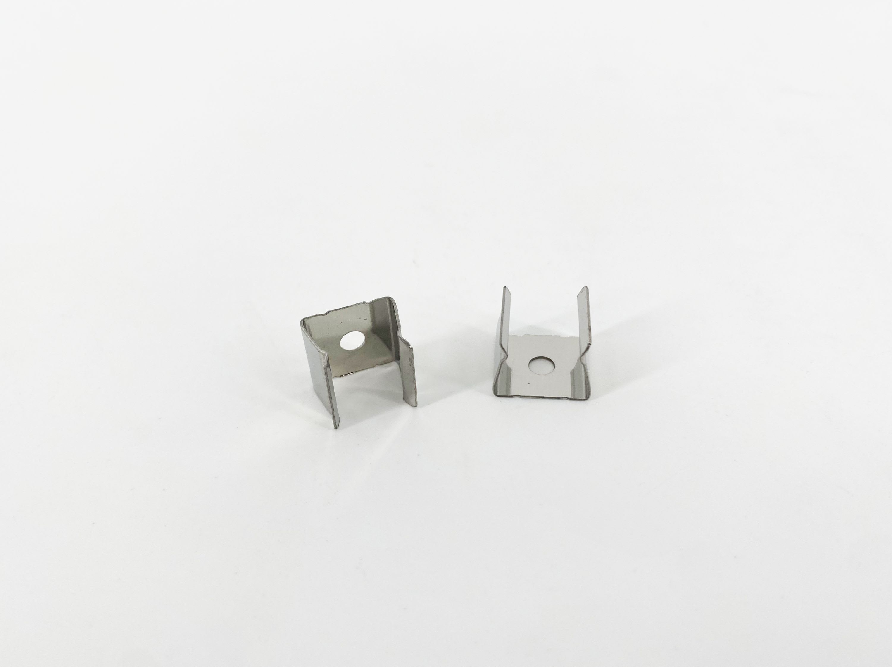 ENGITECHS - LN1060 CLIPS DE FIXATION DE FIXATION ALUMINIUM VENDU PAR 2