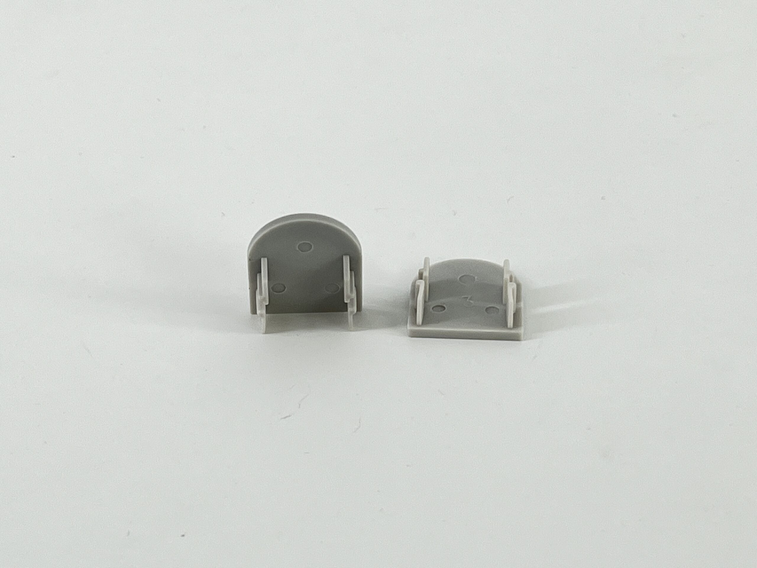 ENGITECHS - PR1009 BOUCHON DE FINITION EN MATIERE PLASTIQUE GRIS VENDU PAR LOT DE 2