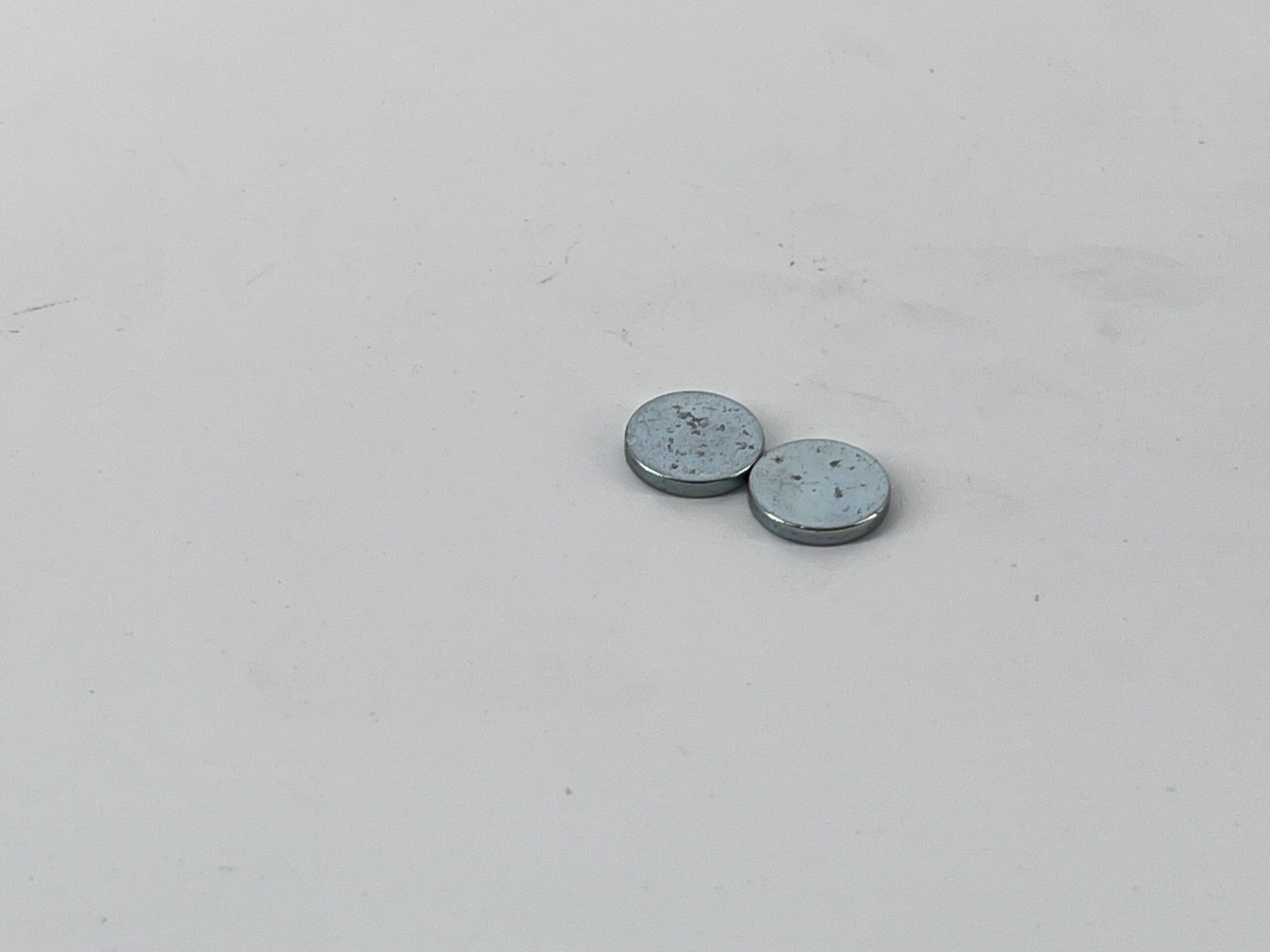 ENGITECHS - PR1028 CLIPS DE FIXATION AIMANTE VENDU PAR LOT DE 2