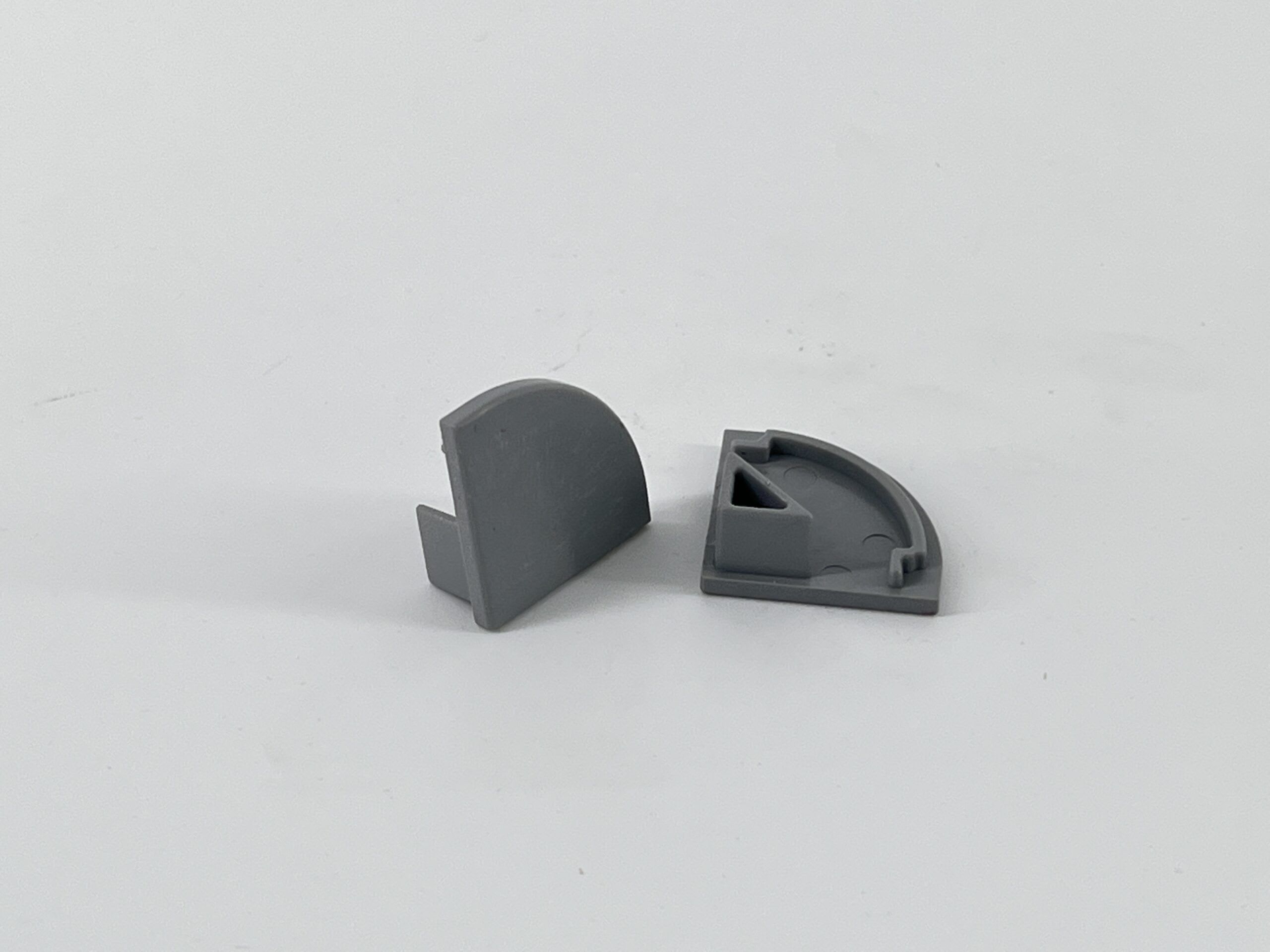 ENGITECHS - PR1029 BOUCHON DE FINITION EN MATIERE PLASTIQUE GRIS VENDU PAR LOT DE 2