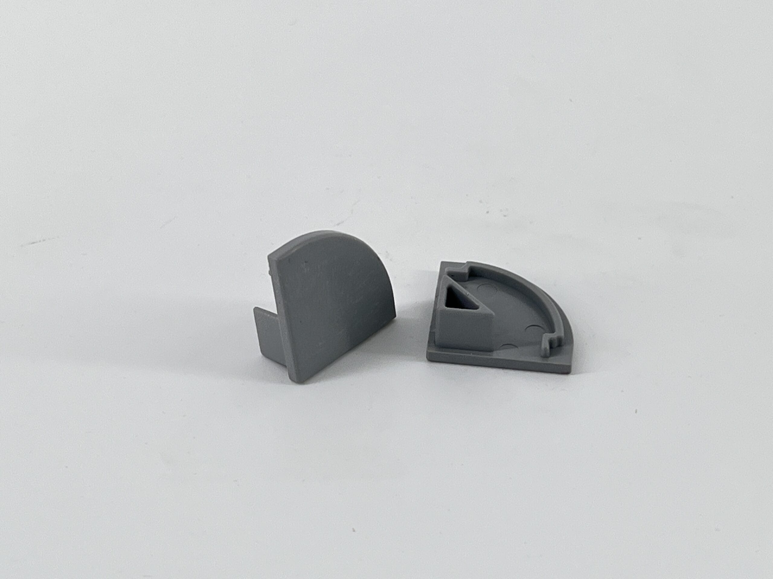 ENGITECHS - PR1029 BOUCHON DE FINITION EN MATIERE PLASTIQUE GRIS VENDU PAR LOT DE 2