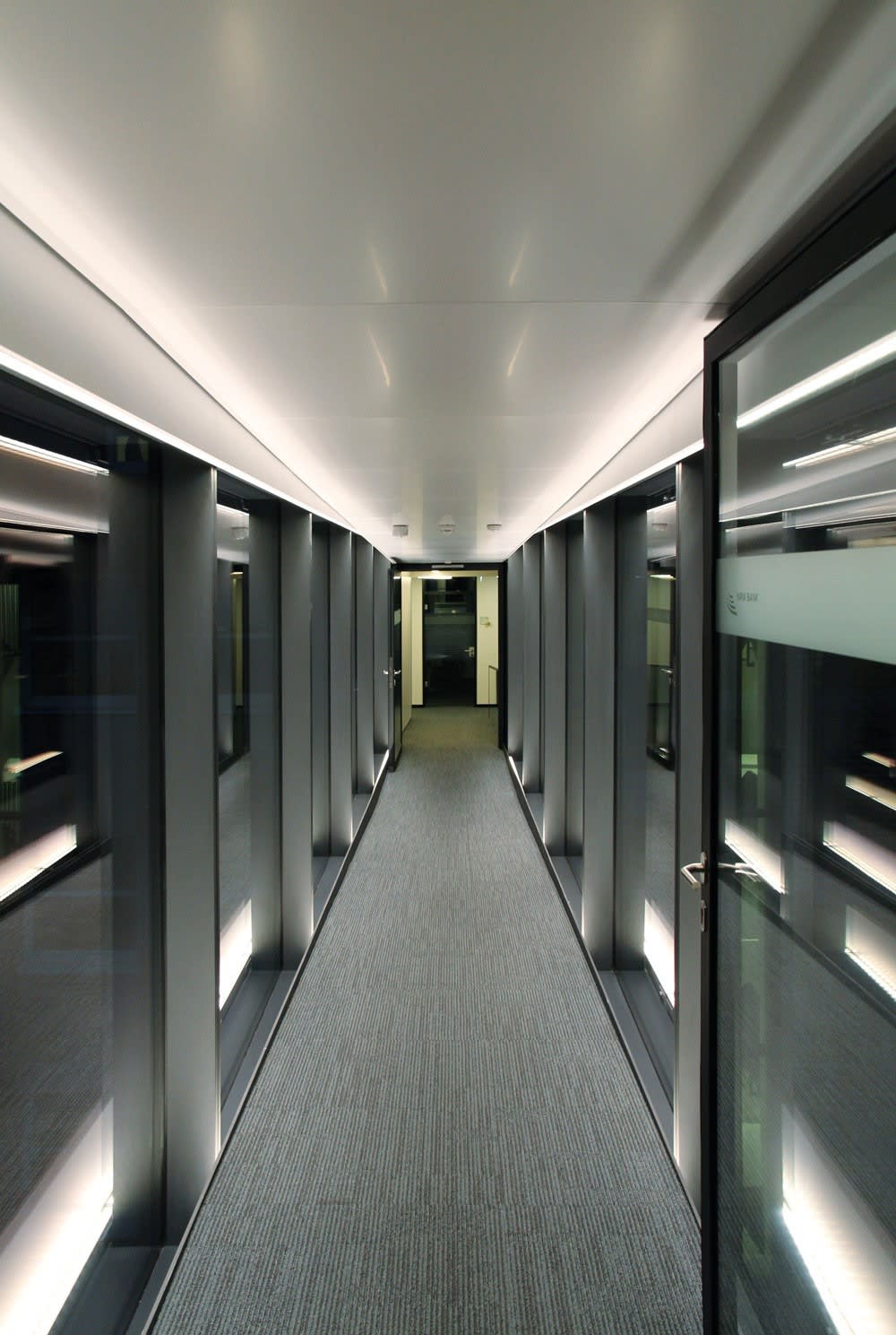 Norka by RIDI - Crochet de fixation de bande lumineuse (1 pièce), pour luminaire BRIG LED