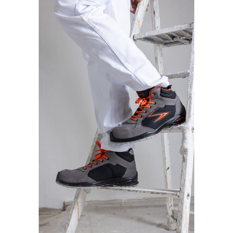 VEPRO - Chaussures hautes de sécurité S1P BERGAME T.45