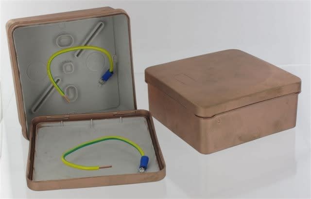 Courant - boite étanche flexaray dériv/comble 100x100x45  x1 - à utiliser avec flexaray