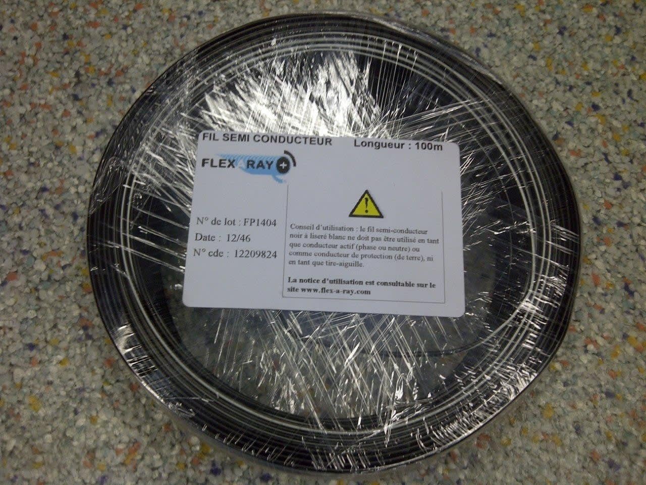Courant - fil semi conducteur - 120m - raccorder à la terre pour évacuer les champs élec