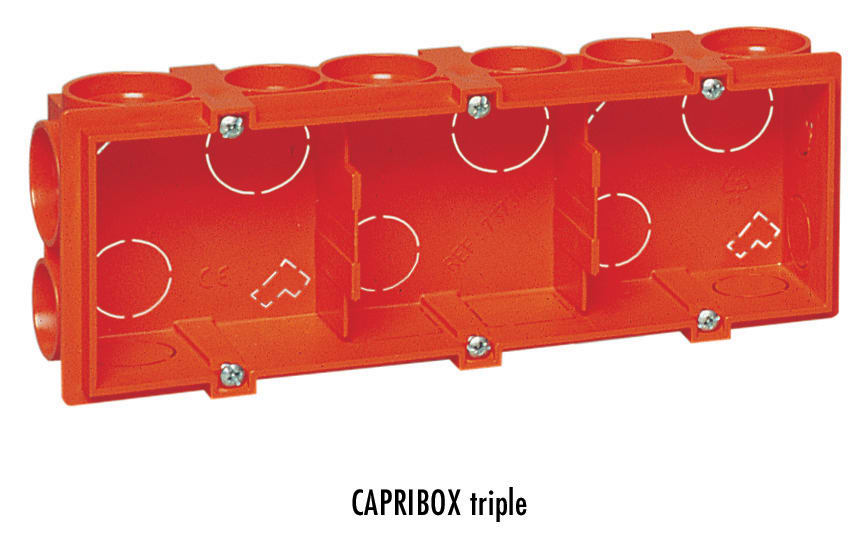 Cooper Capri - Boite D'Appareillage A Sceller Capribox Ii Triple Ht40 + Couvercle