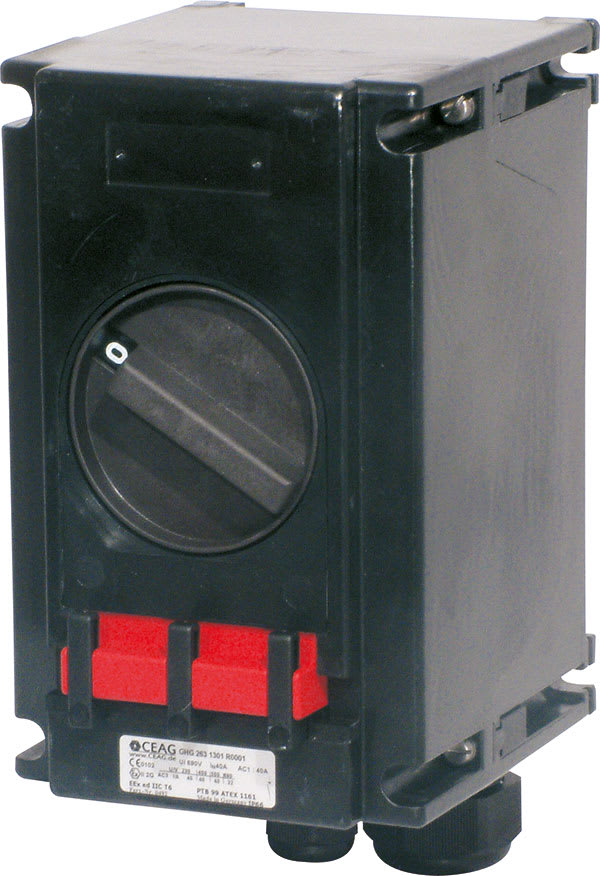 Cooper Capri - Interrupteur de sécurité 3x40A poignée noire, avec PE polyamide 2M40+1M25