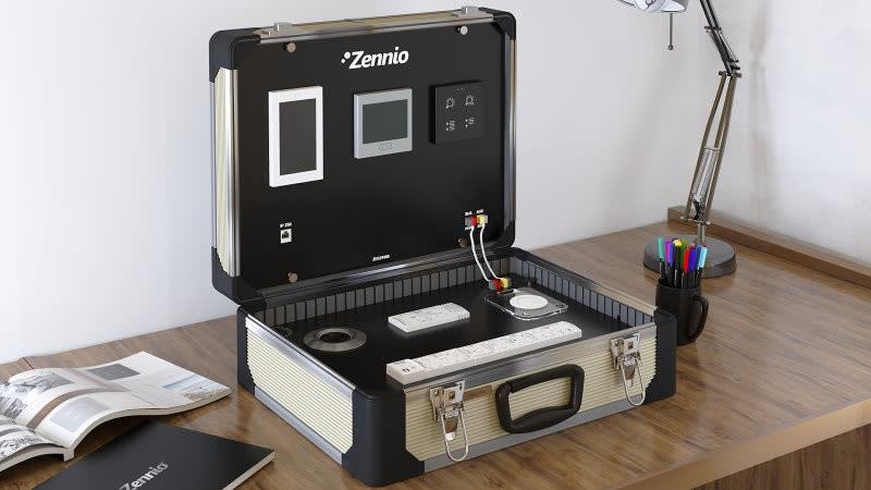 ZENNIO - Malette de démonstration : Appareillage Tactile et Mural  - Formation général...