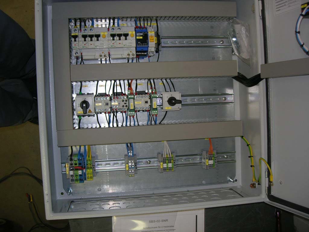 Nvent Raychem - Armoire de régulation syst de sprinkler, 2 x16 A, pour 1 tuyau sprinkler