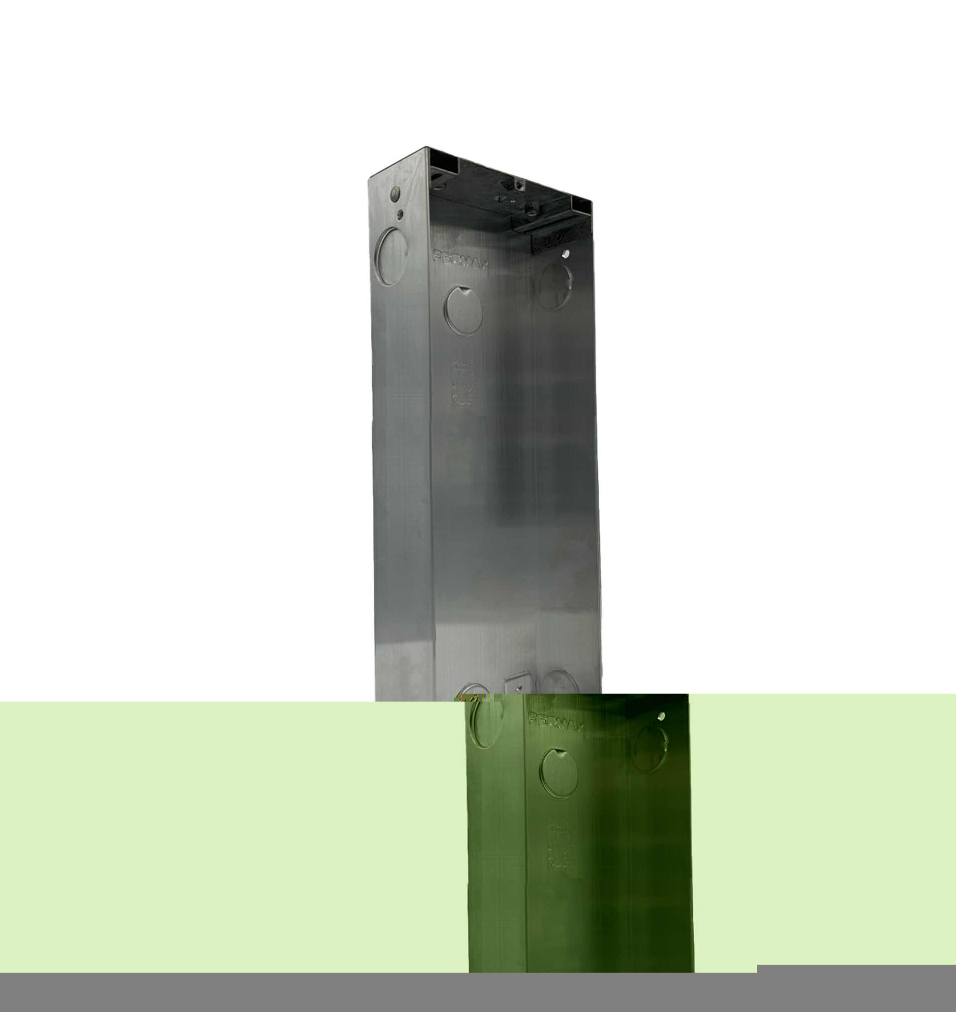 FERMAX - BOÎTIER CORA ENCASTRABLE S8