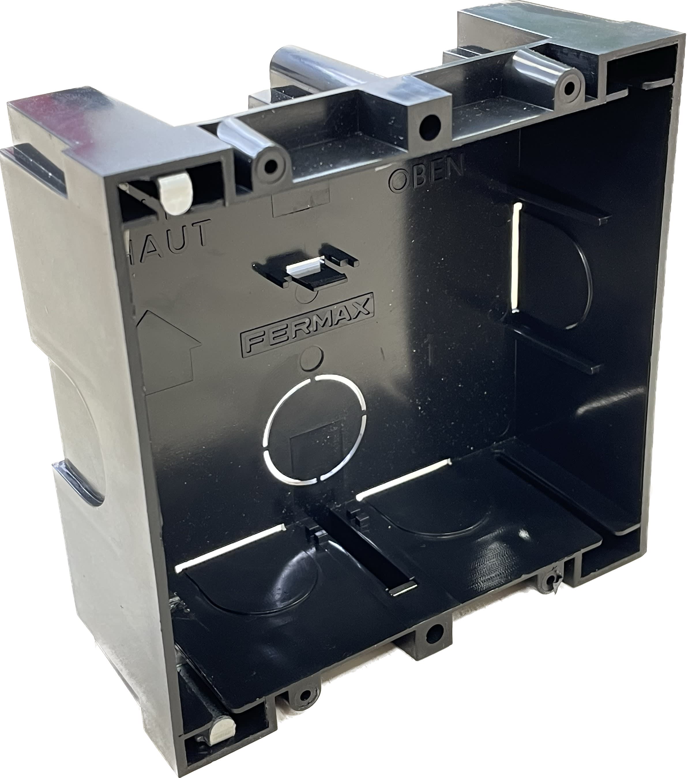 FERMAX - BOÎTIER D?ENCASTREMENT KIT S1: 115X114X45.