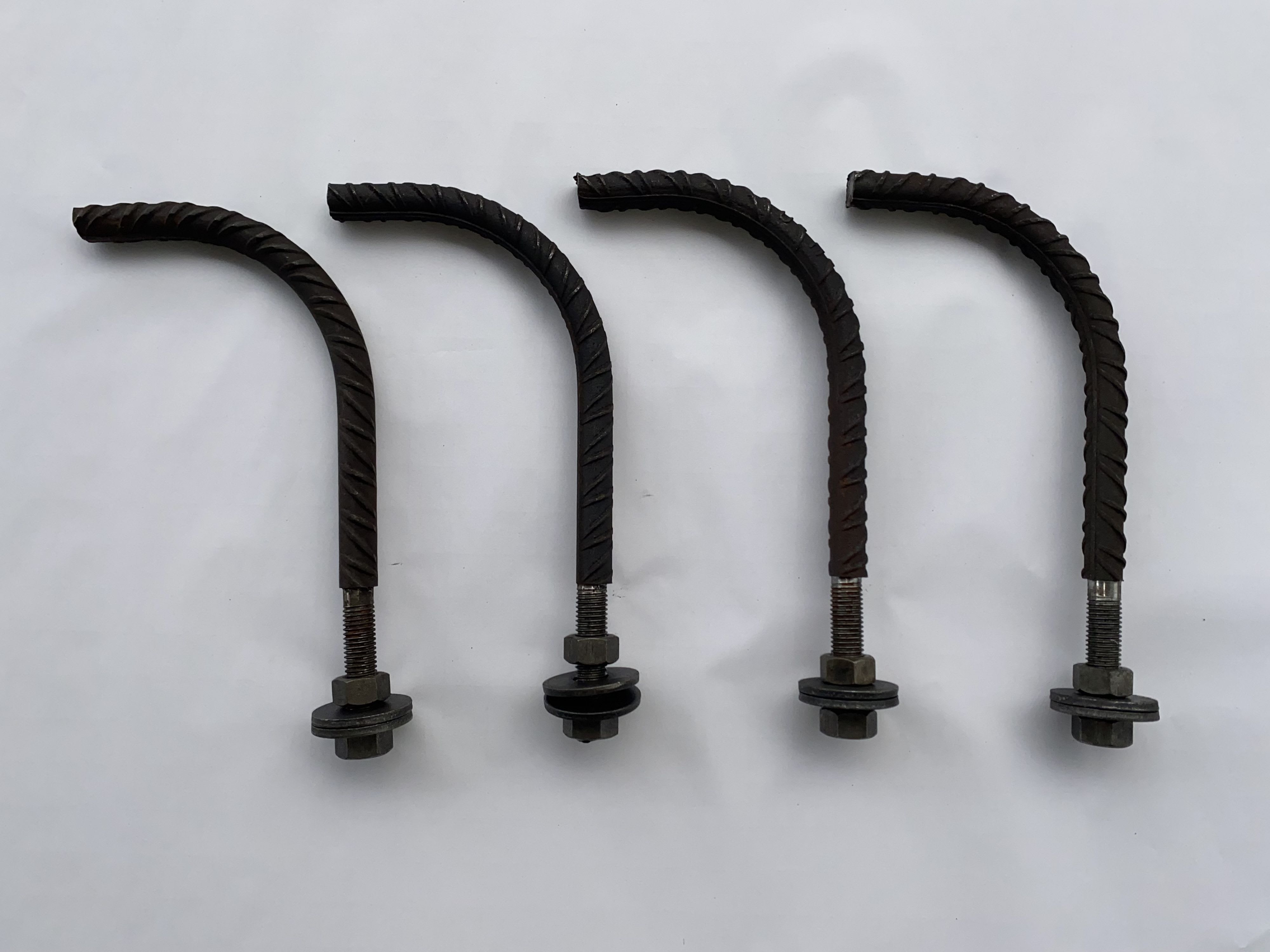 Disano - Lot 4 Tiges de scellement D20-M18-L400 acier
