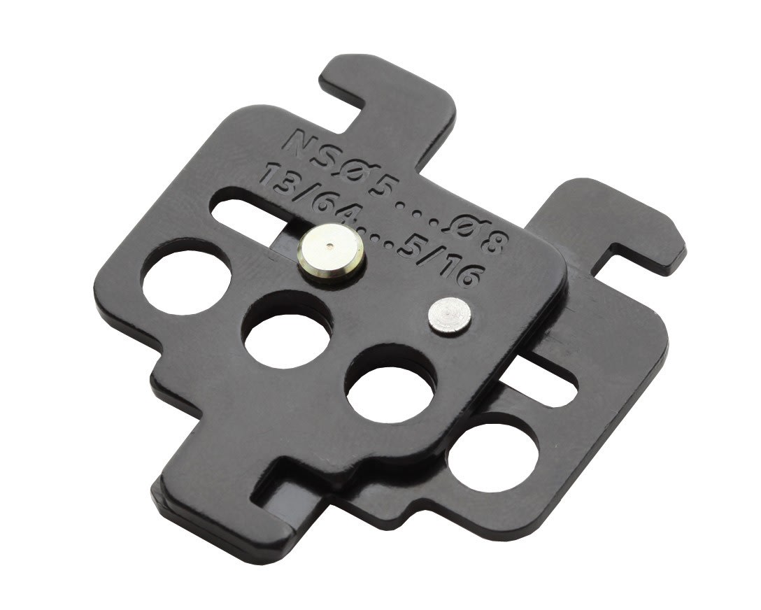 Catu - Condamnateur en acier de disjoncteurs multiples.