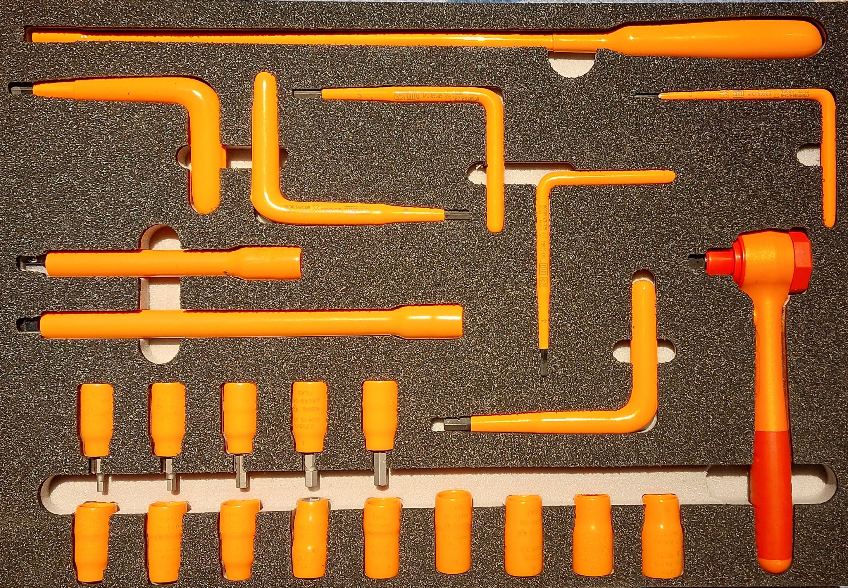Catu - Kit d'outils isolés 24 pièces pour véhicules électriques