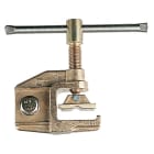 Catu - Etau de terre. Icc: 40 kA/1s. Capacité : Sabots de terre à ailettes