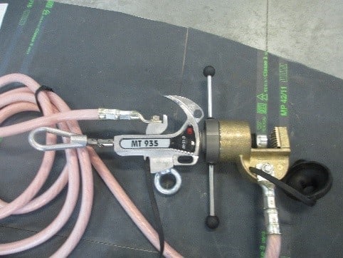 Catu - APE Ligne ? Système de Malt avec asservissement Pince / Etau