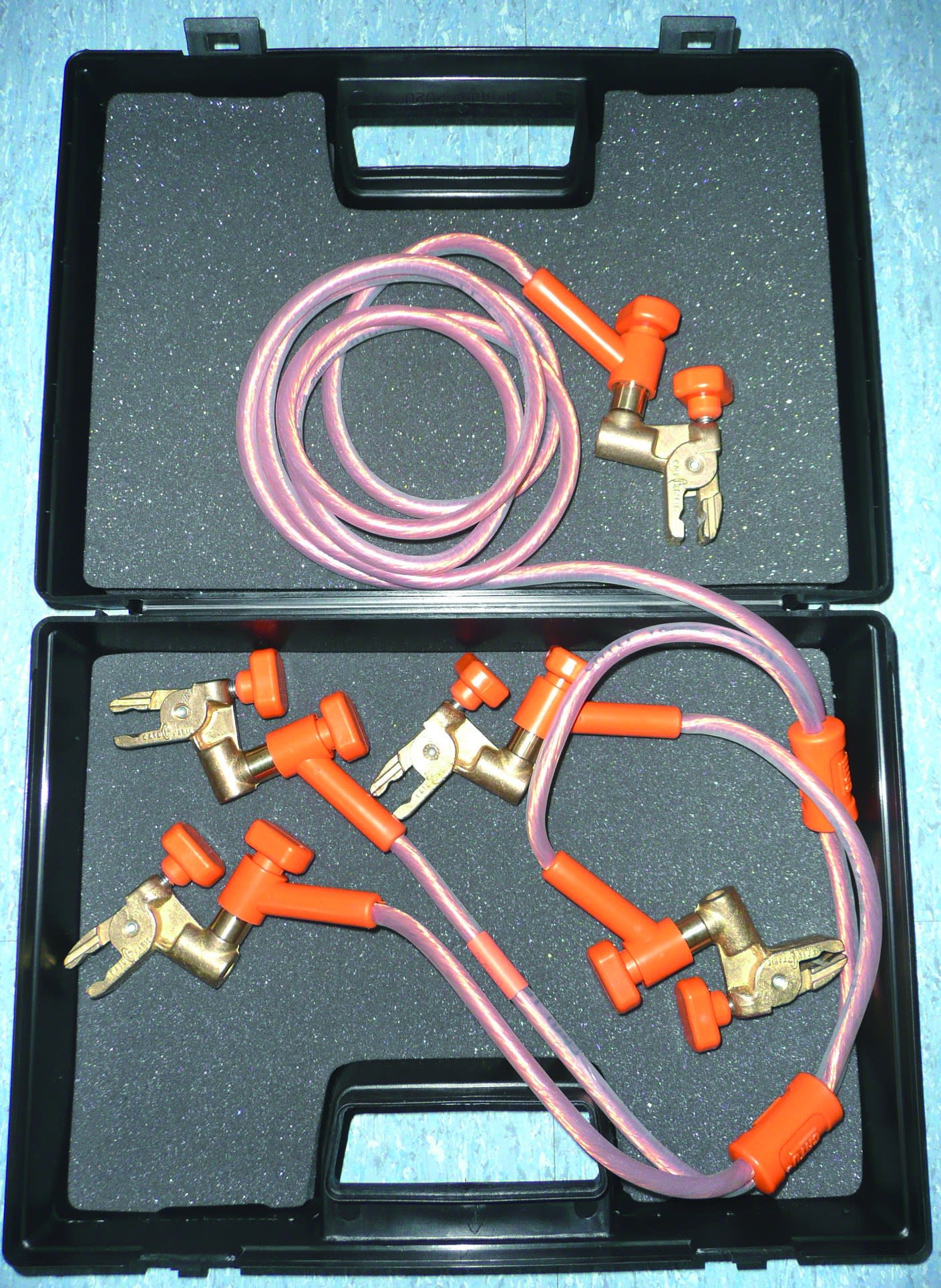 Catu - Mise à la terre et en court circuit pour équipements BT. Icc max 10 kA / 1s