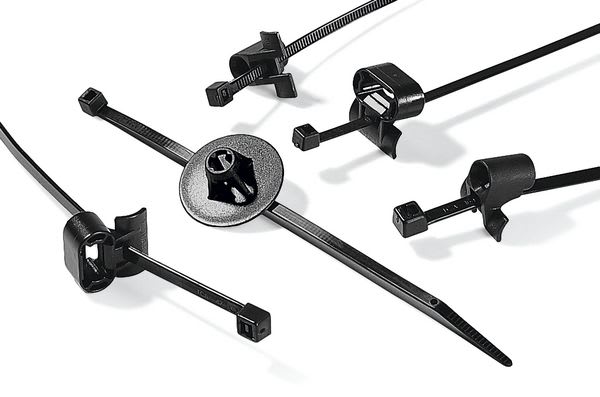 Hellermanntyton - Lanière de fixation 150x3.5 mm pour goujon Ø 5mm en PA66HS noir - T30RSBS5