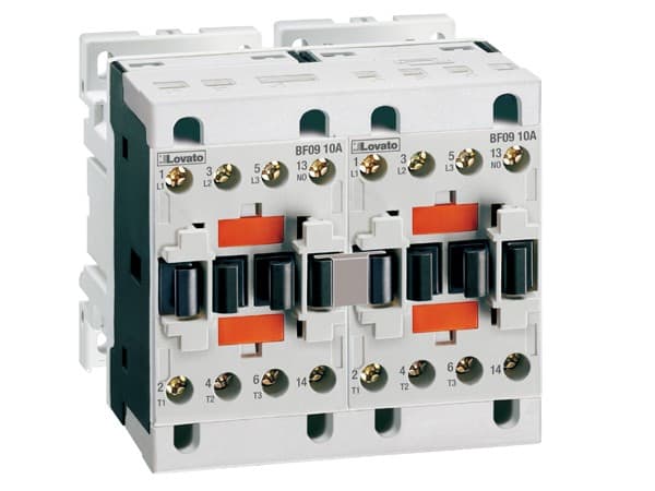 LOVATO ELECTRIC - Contact.-inver. de source 12A 5.7kW AC3 24VAC 50/60Hz avec condamn. extèrieure