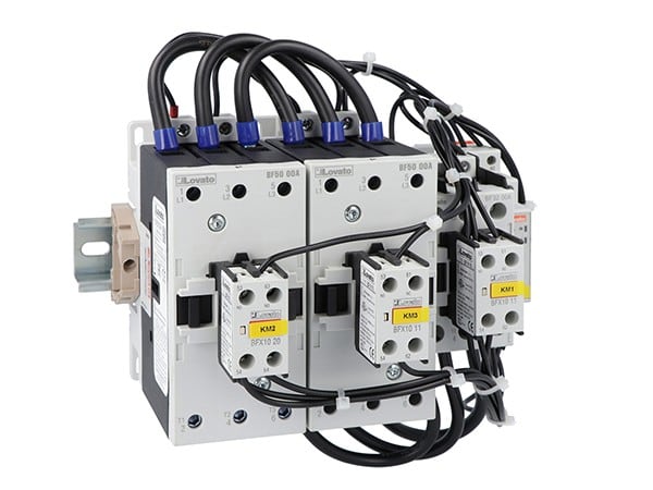LOVATO ELECTRIC - Démarreur complet étoile-triangle, IEC max 85A. Tension bobine 230VAC 50/60Hz