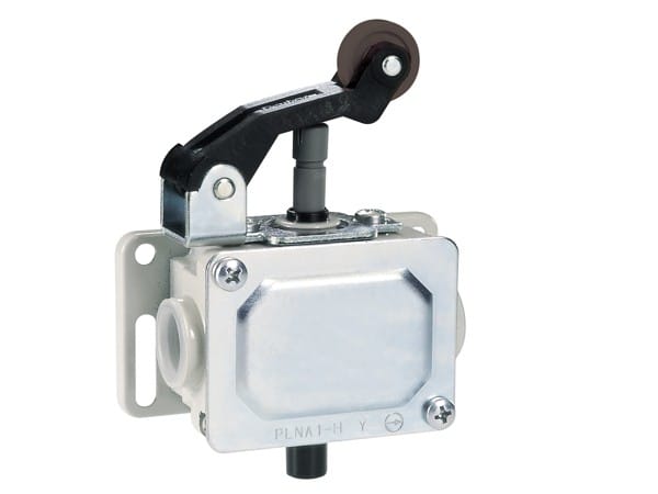 LOVATO ELECTRIC - Interrupteurs de position série PL IP65 a Galet central, contact 1NC