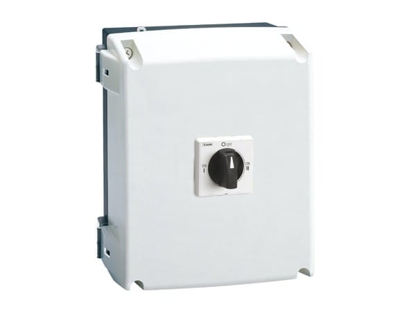 LOVATO ELECTRIC - Interrupteurs-sectionneurs commutateurs de ligne à 3P I-0-II 160A en coffret