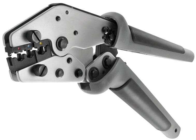 MECATRACTION - PINCE DE SERTISSAGE MANUELLE POUR COSSES PREISOLEES
