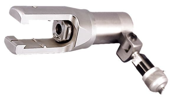 MECATRACTION - OUTIL DE SERTISSAGE RACCORDABLE 120kN RACCORD HYDRAULIQUE TOURNANT 270° X