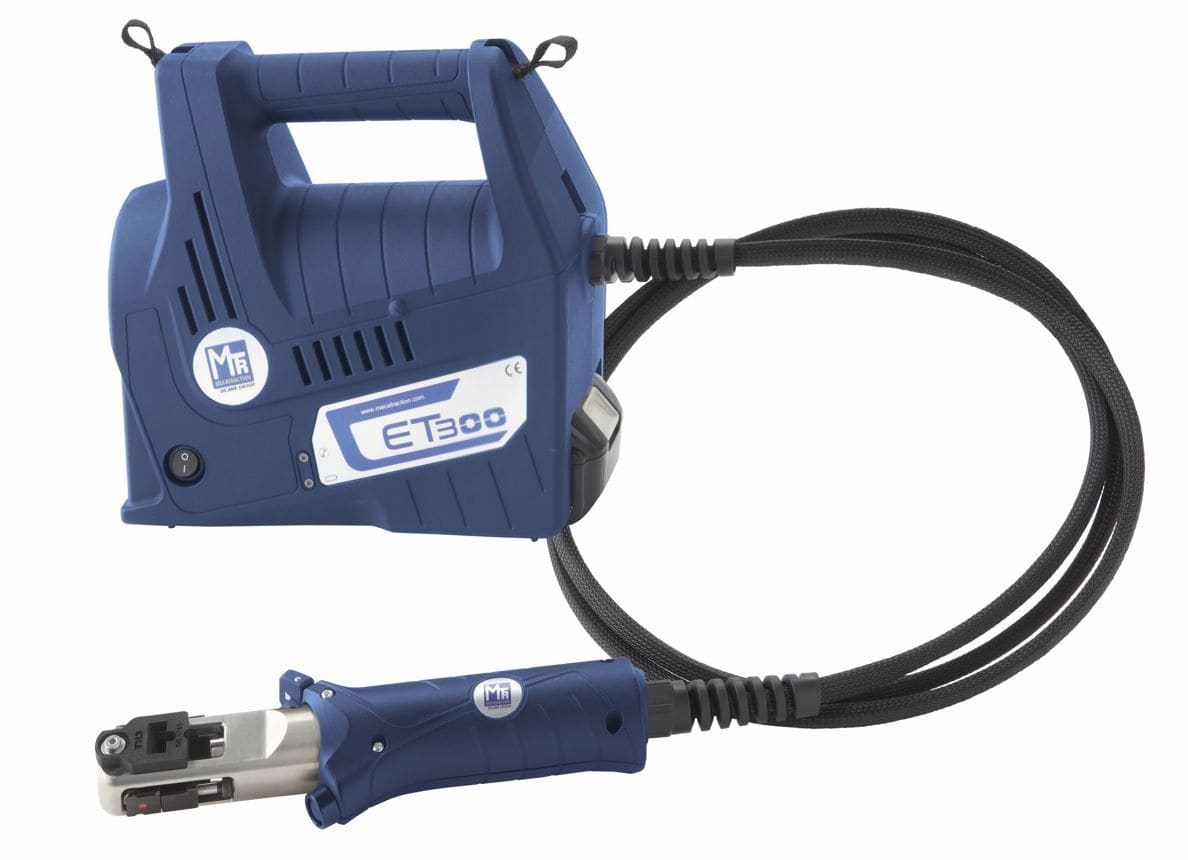 MECATRACTION - OUTIL DE SERTISSAGE ELECTRO PORTATIF POUR COSSES PREISOLEES FERROVIAIRE EN COF