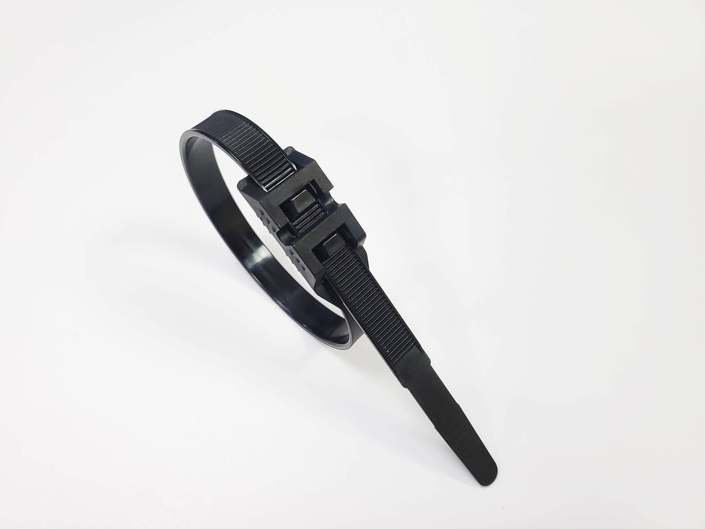 MECATRACTION - Collier installation sans halogène 9 x 360 mm P6-6