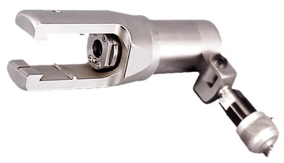 MECATRACTION - OUTIL DE SERTISSAGE RACCORDABLE 120kN RACCORD HYDRAULIQUE TOURNANT 270° E