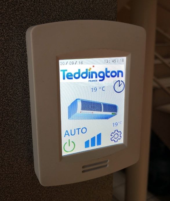 Teddington - Ecran tactile de gestion du rideau d'air avec programmation horaire