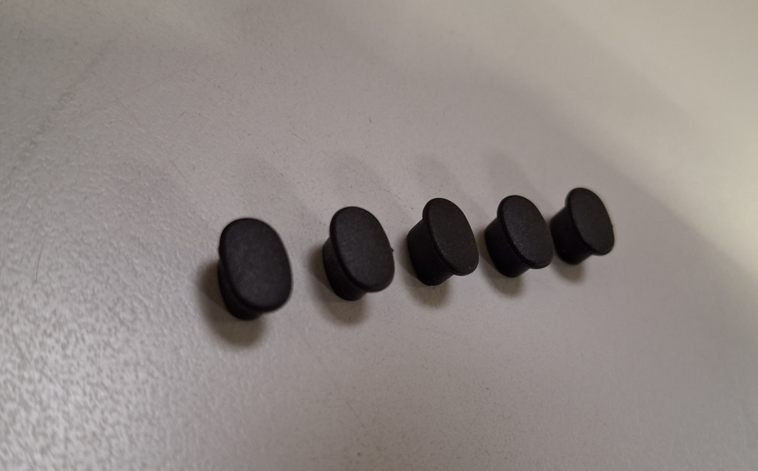 Chauvin-Arnoux - Jeu de 5 Cache-PIN pour Pte Touche KELV. 10A Pist.