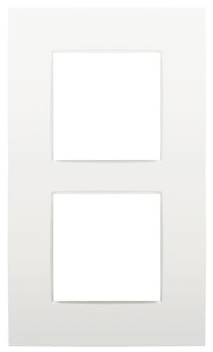 Niko - PLAQUE DE RECOUVREMENT DOUBLE, 60MM D'ENTRAXE, VERTICALE