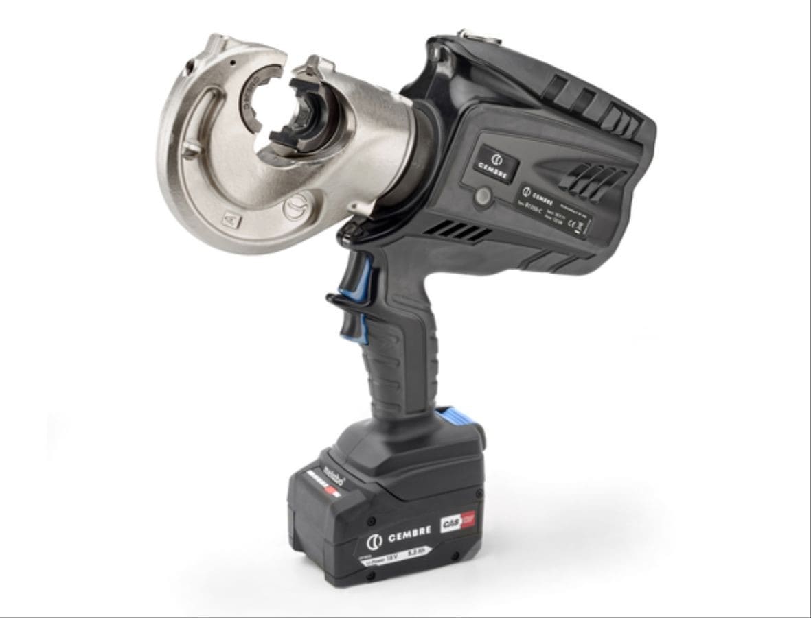 Cembre - Sertisseuse sur batterie 130 kN avec coffret, chargeur et 2 batteries