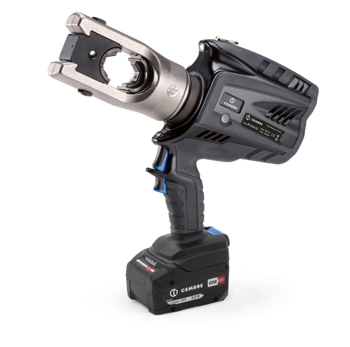 Cembre - Sertisseuse sur batterie 130 kN avec coffret, chargeur et 2 batteries