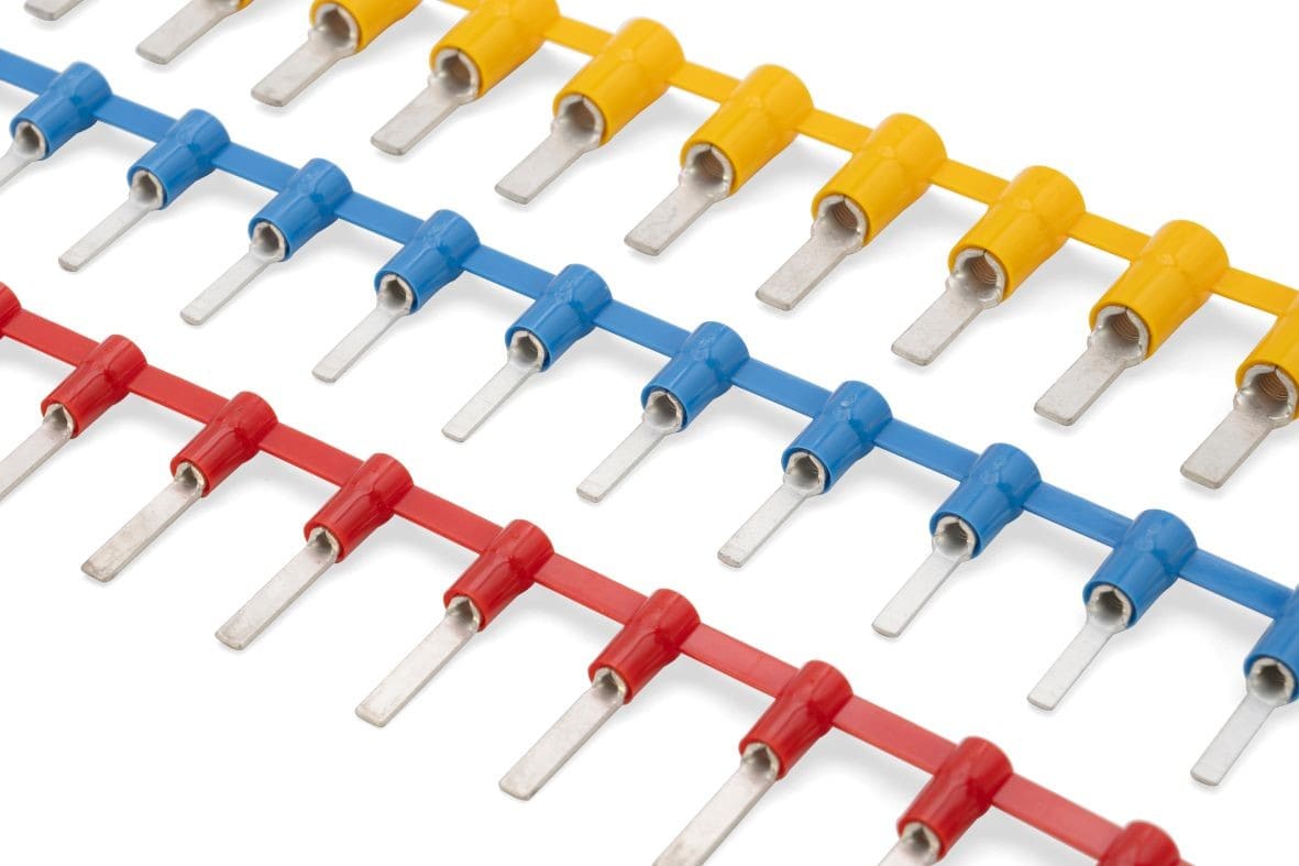 Cembre - Cosse préisolée à embout plat rouge (0,25 à 1,5 mm²) - L 12 mm en bande