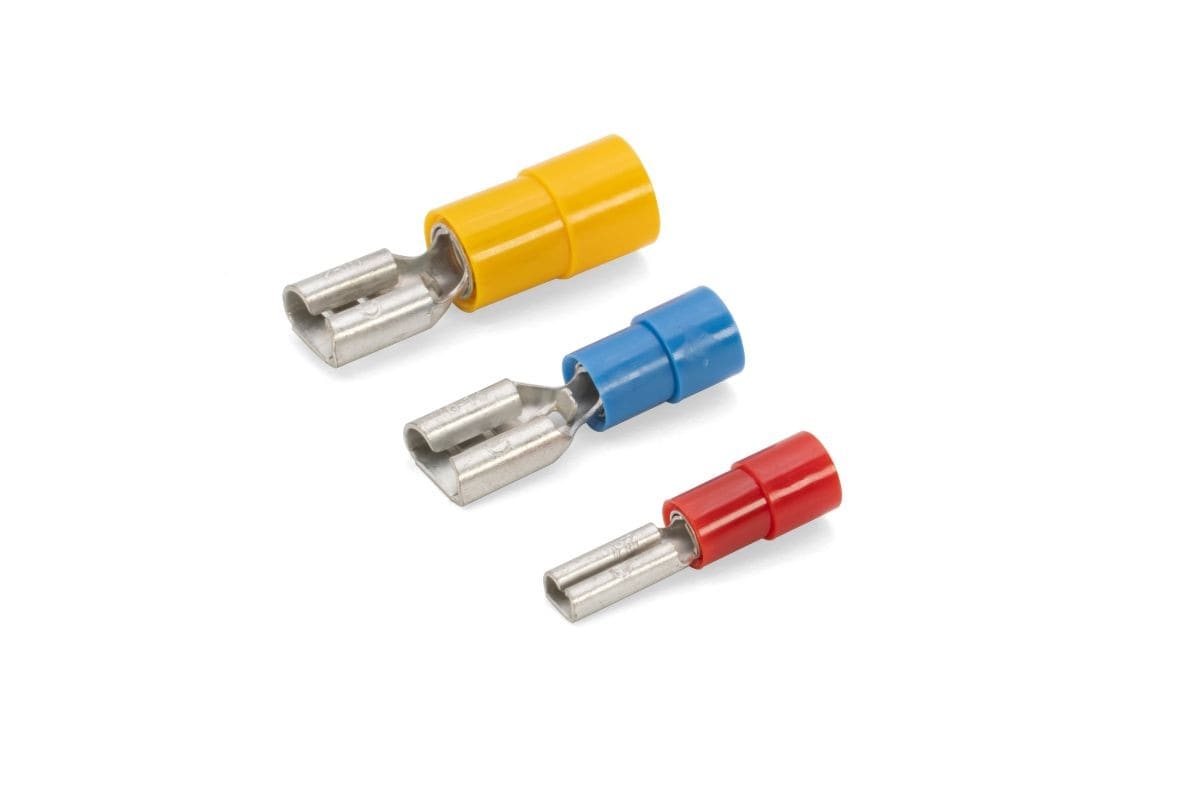 Cembre - Clip partiellement isolé femelle jaune (4 à 6 mm²) - 6,3 x 0,8 mm