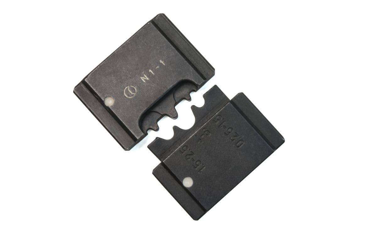 Cembre - Matrice presse PNB1 pour cosses roulées à brasées (0,25 à 6 mm²)