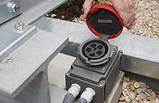 legrand-p17-img02-495x315